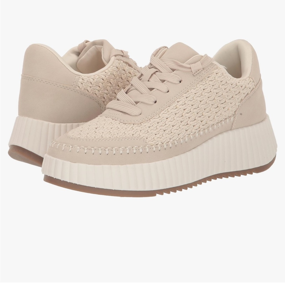 BRAND NEW Dolce Vita - Sneakers